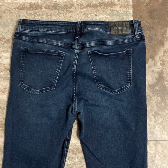 Men’s EXPRESS Dark Washed Skinny Jeans (34x34). LIKE NEW CONDITION!! - Picture 8 of 10